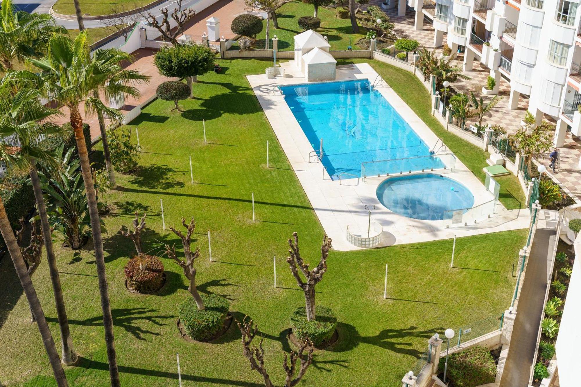 Apartamento Lance Del Sol フエンヒロラ エクステリア 写真